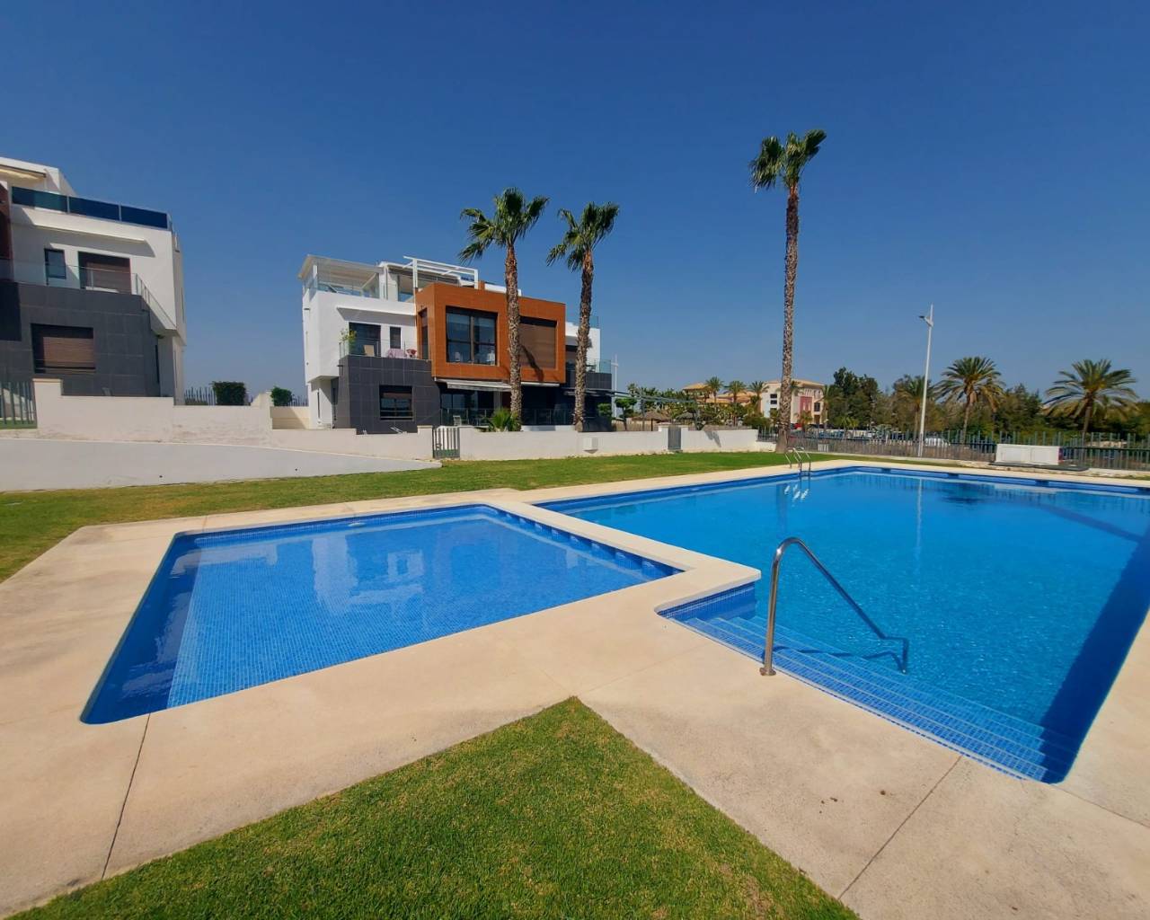 Apartamento - Venta - Algorfa - La Finca Golf Resort