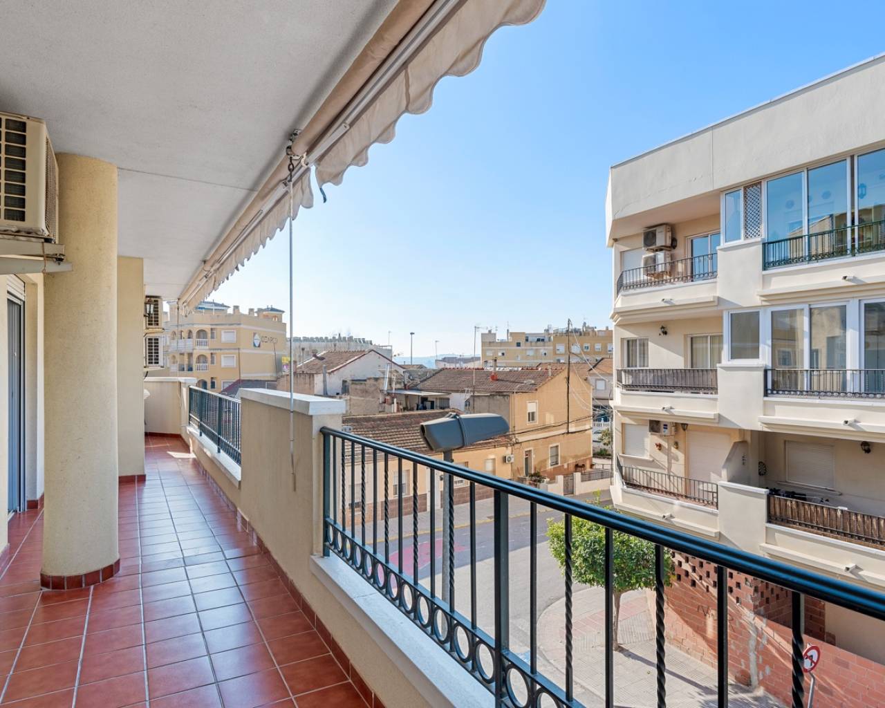 Apartment - Sale - Almoradí - Almoradí