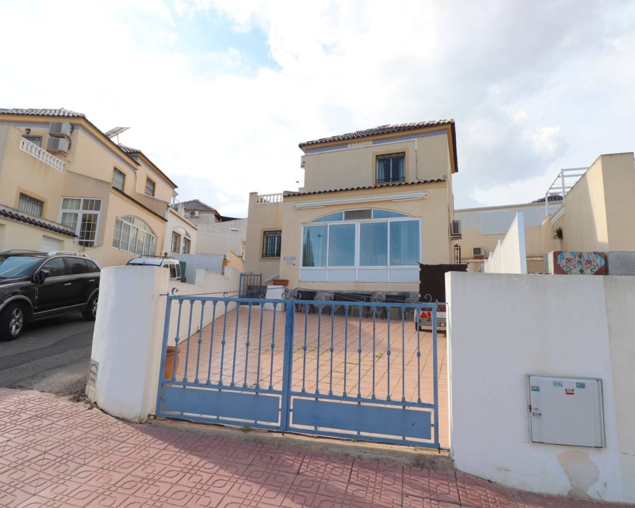 Detached Villa - Sale - Orihuela Costa - Los Balcones