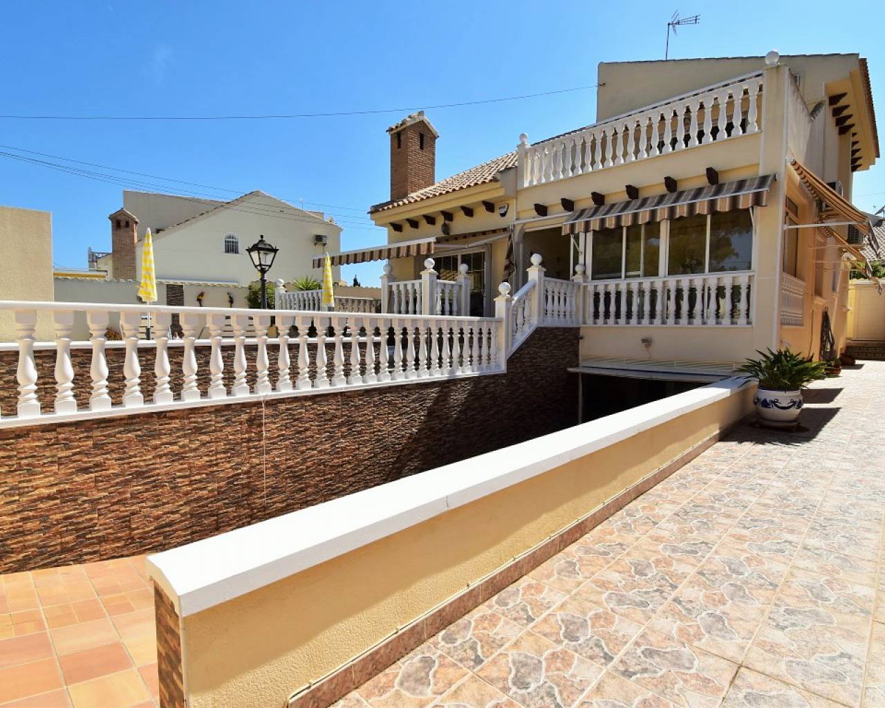 Detached Villa - Sale - Orihuela Costa - Playa Flamenca