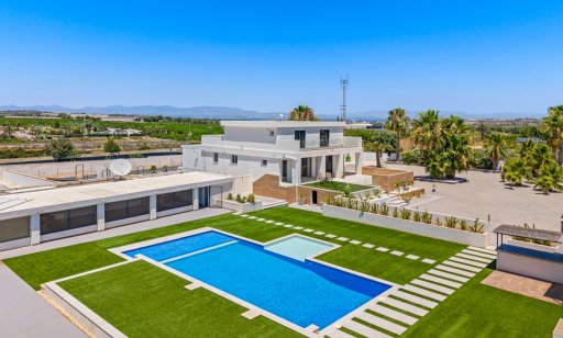 Finca / Country Property - Sale - Los Montesinos - La Herrada