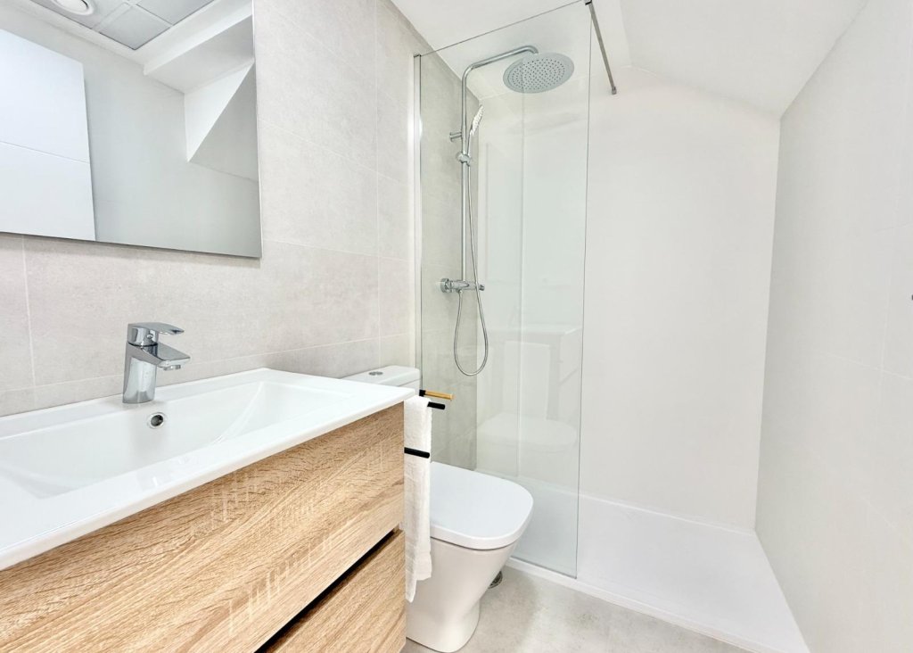 New Build - Townhouse - Cox - San Fernando