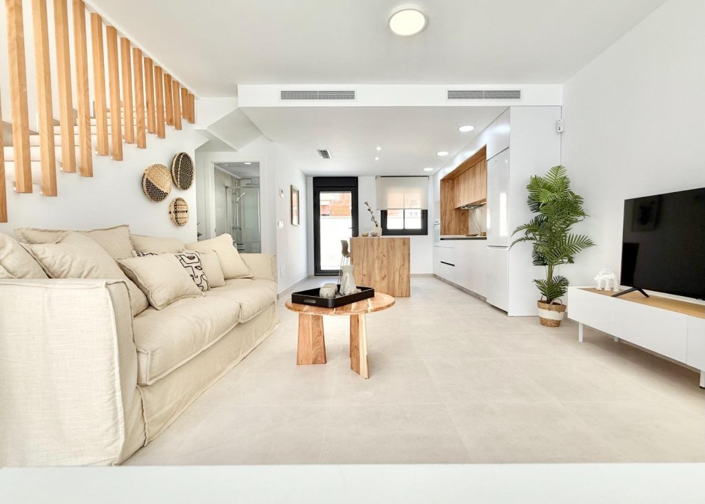 New Build - Townhouse - Cox - San Fernando