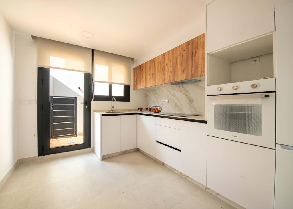 New Build - Townhouse - Cox - San Fernando