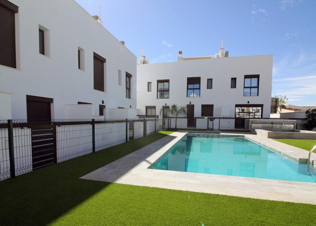 New Build - Townhouse - Pilar de la Horadada - parque Andromeda