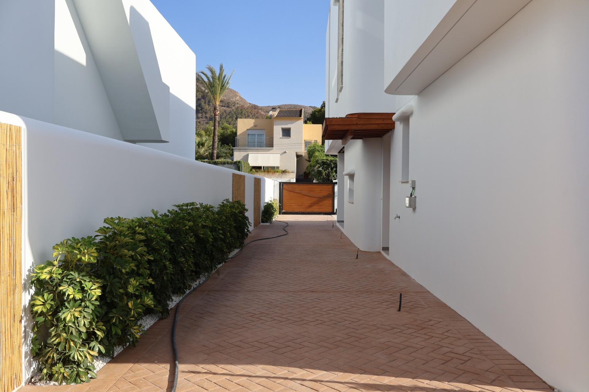 Obra Nueva - Chalet - Alfas del Pí - El Albir