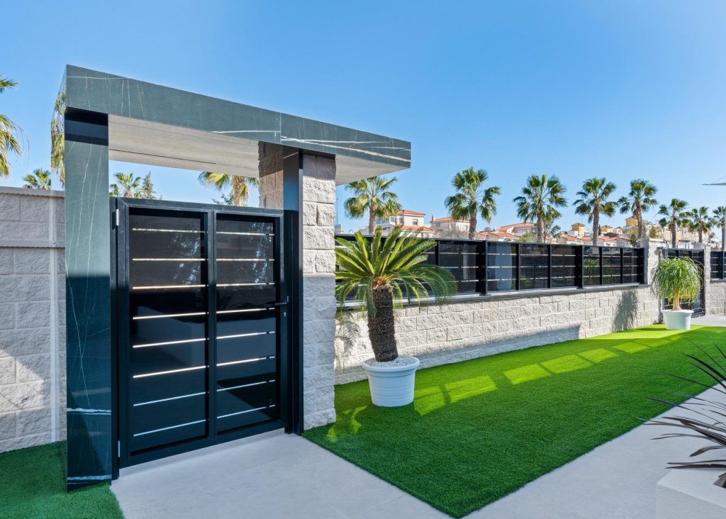 Obra Nueva - Chalet - Algorfa - La Finca Golf Resort