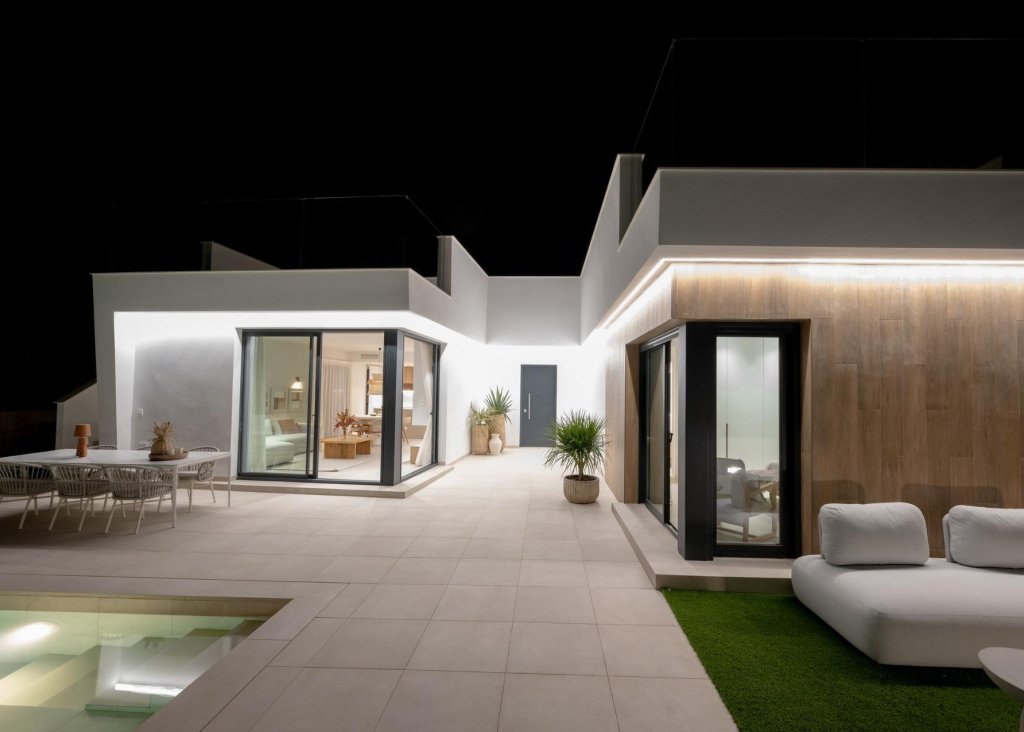 Obra Nueva - Chalet - BAÑOS Y MENDIGO - Altaona Golf