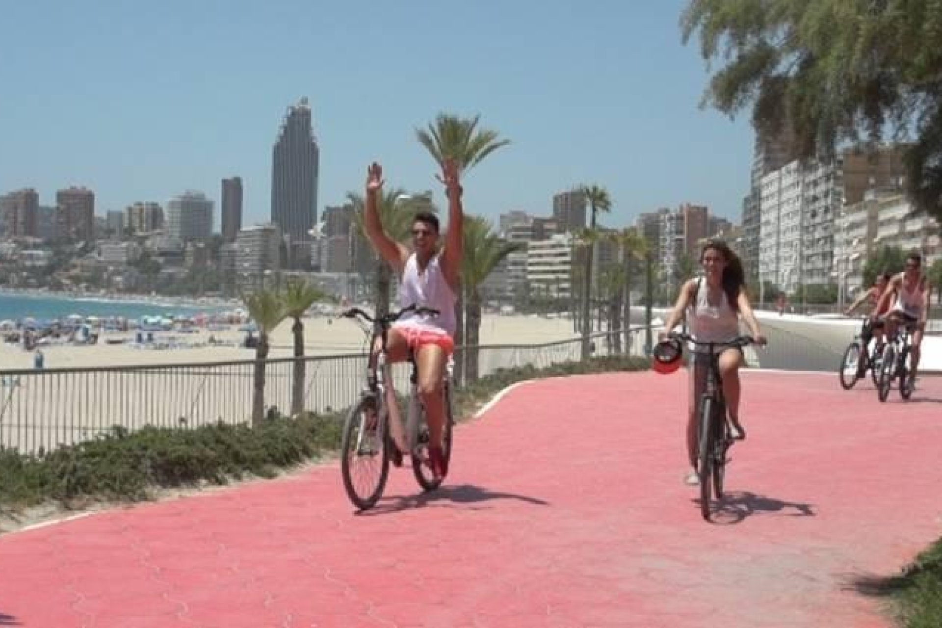 Obra Nueva - Chalet - Benidorm - Urbanizaciones