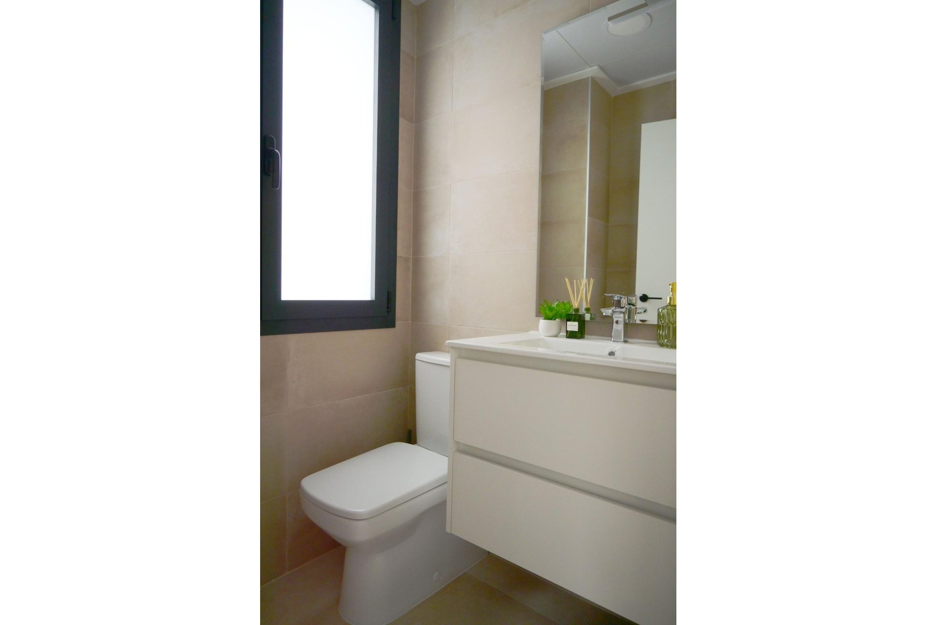 Obra Nueva - Chalet - Dolores - polideportivo