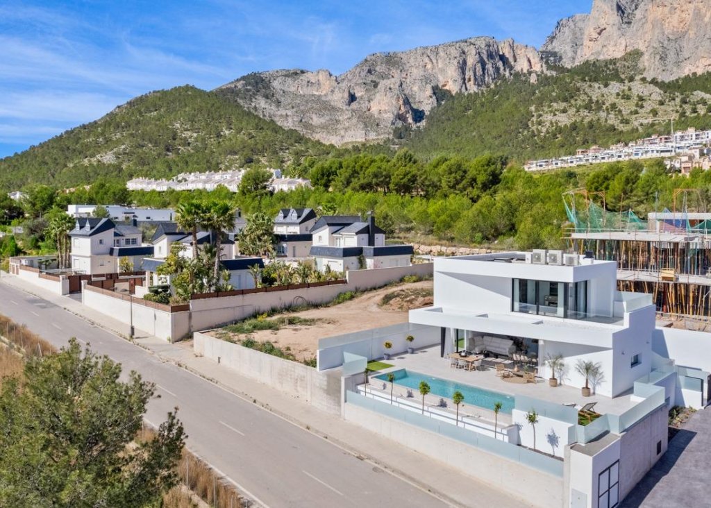 Obra Nueva - Chalet - Polop - urbanizacion