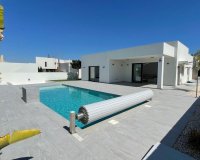 Obra Nueva - Chalet - Rafal - polideportivo