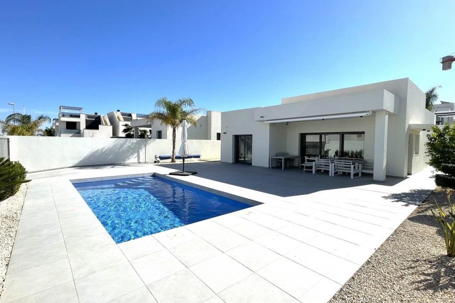 Obra Nueva - Chalet - Rafal - polideportivo