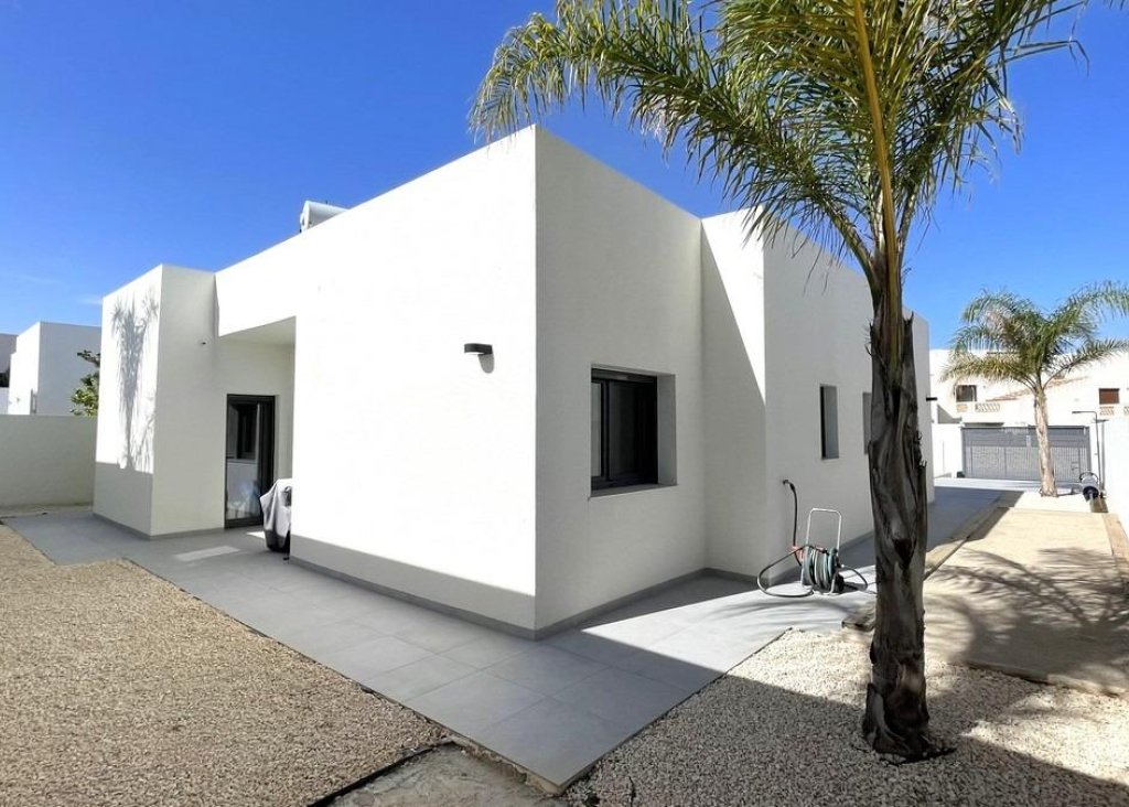 Obra Nueva - Chalet - Rafal - polideportivo