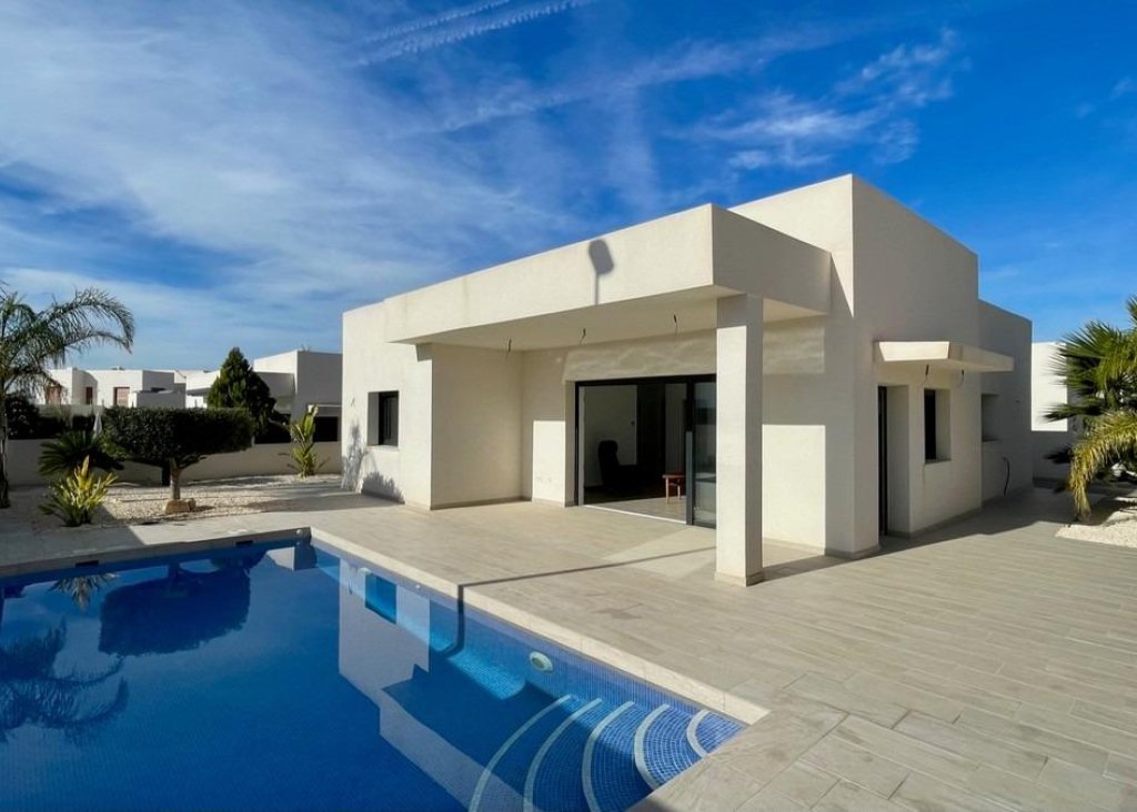 Obra Nueva - Chalet - Rafal - polideportivo