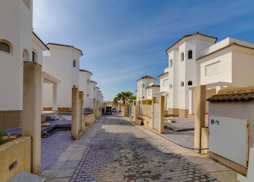 Obra Nueva - Chalet - San Fulgencio - El Oasis