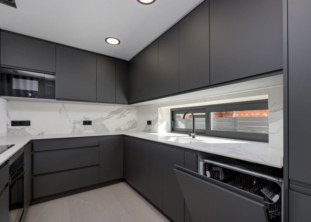 Obra Nueva - Chalet - Torrevieja - Sector 25