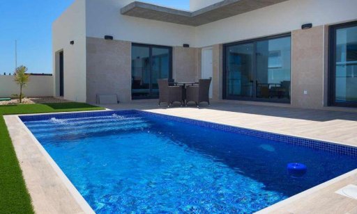 Quad - New Build - Daya Nueva - Centro
