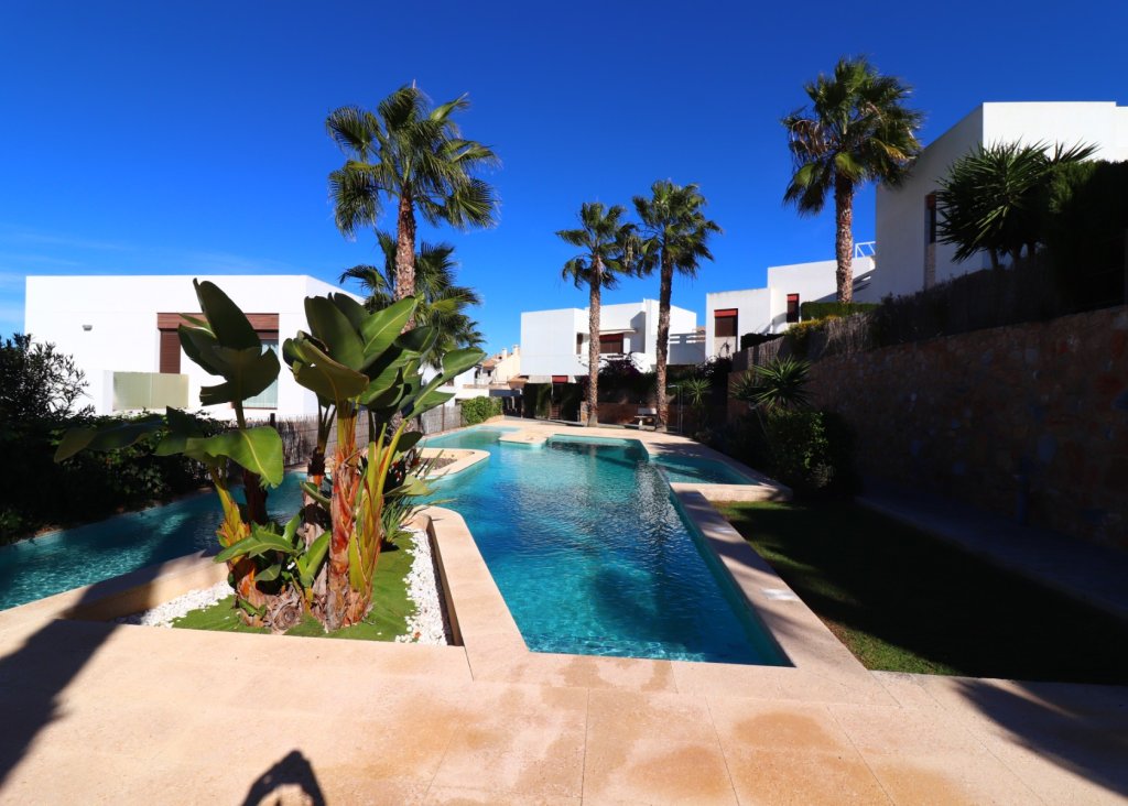 Sale - Apartment - Flat - Algorfa - La Finca Golf Resort