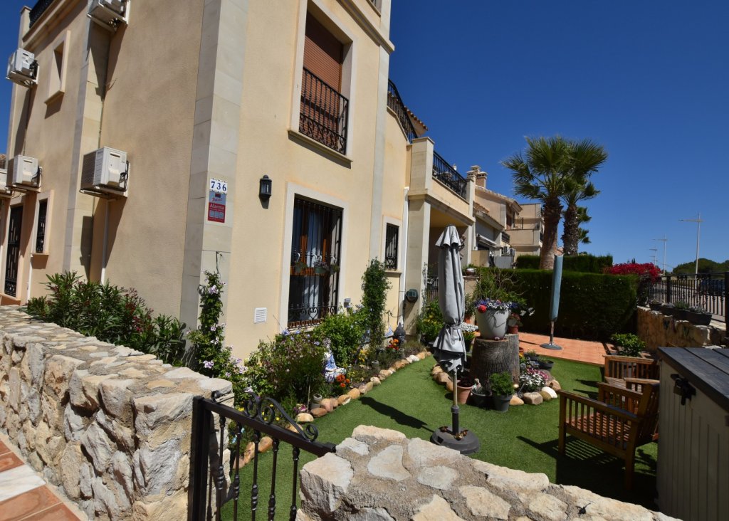 Sale - Apartment - Flat - Algorfa - La Finca Golf Resort