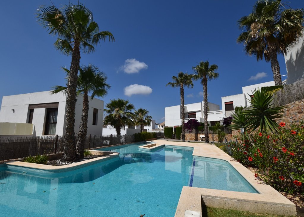 Sale - Apartment - Flat - Algorfa - La Finca Golf Resort