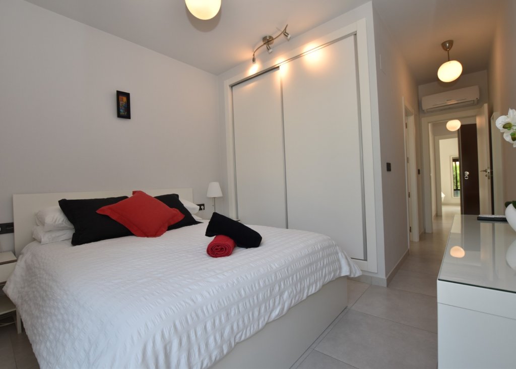Sale - Apartment - Flat - Algorfa - La Finca Golf Resort