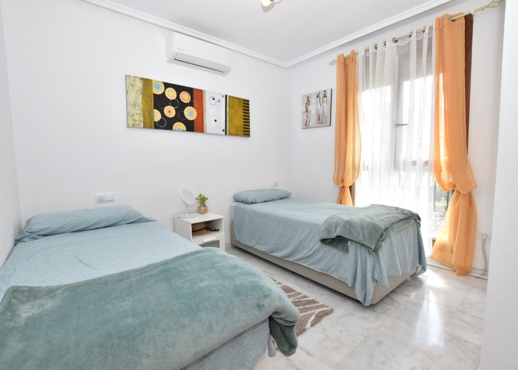 Sale - Apartment - Flat - Algorfa - La Finca Golf Resort