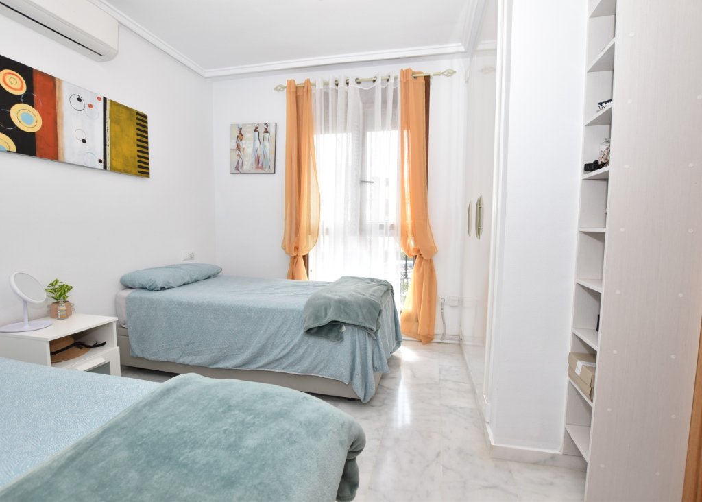 Sale - Apartment - Flat - Algorfa - La Finca Golf Resort
