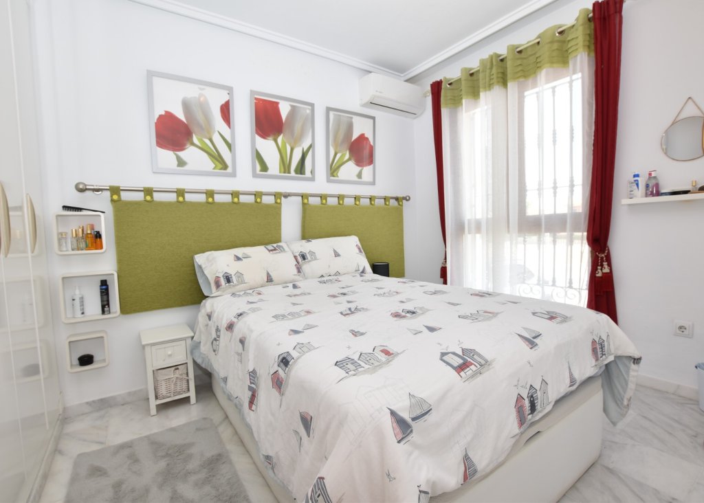 Sale - Apartment - Flat - Algorfa - La Finca Golf Resort