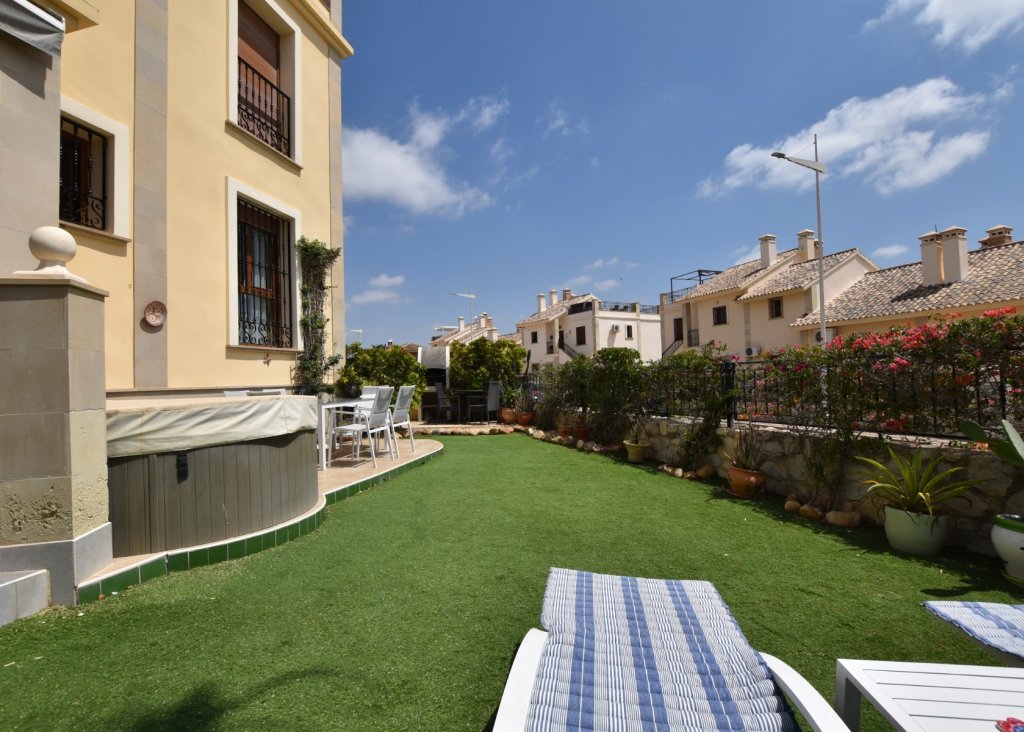 Sale - Apartment - Flat - Algorfa - La Finca Golf Resort