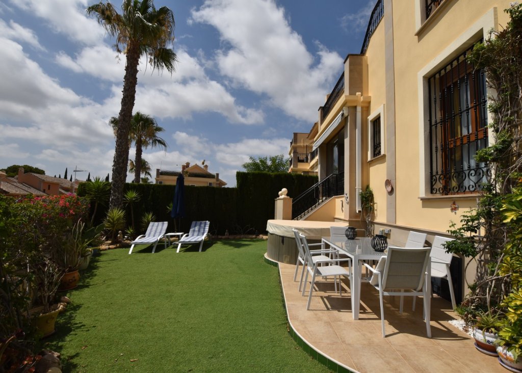 Sale - Apartment - Flat - Algorfa - La Finca Golf Resort