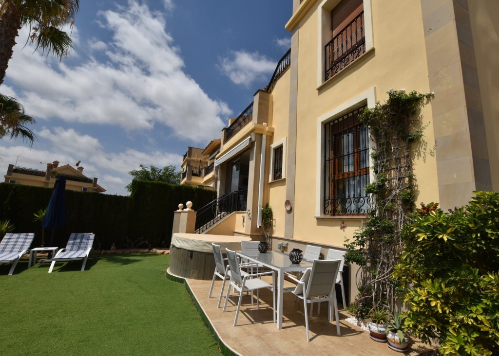 Sale - Apartment - Flat - Algorfa - La Finca Golf Resort