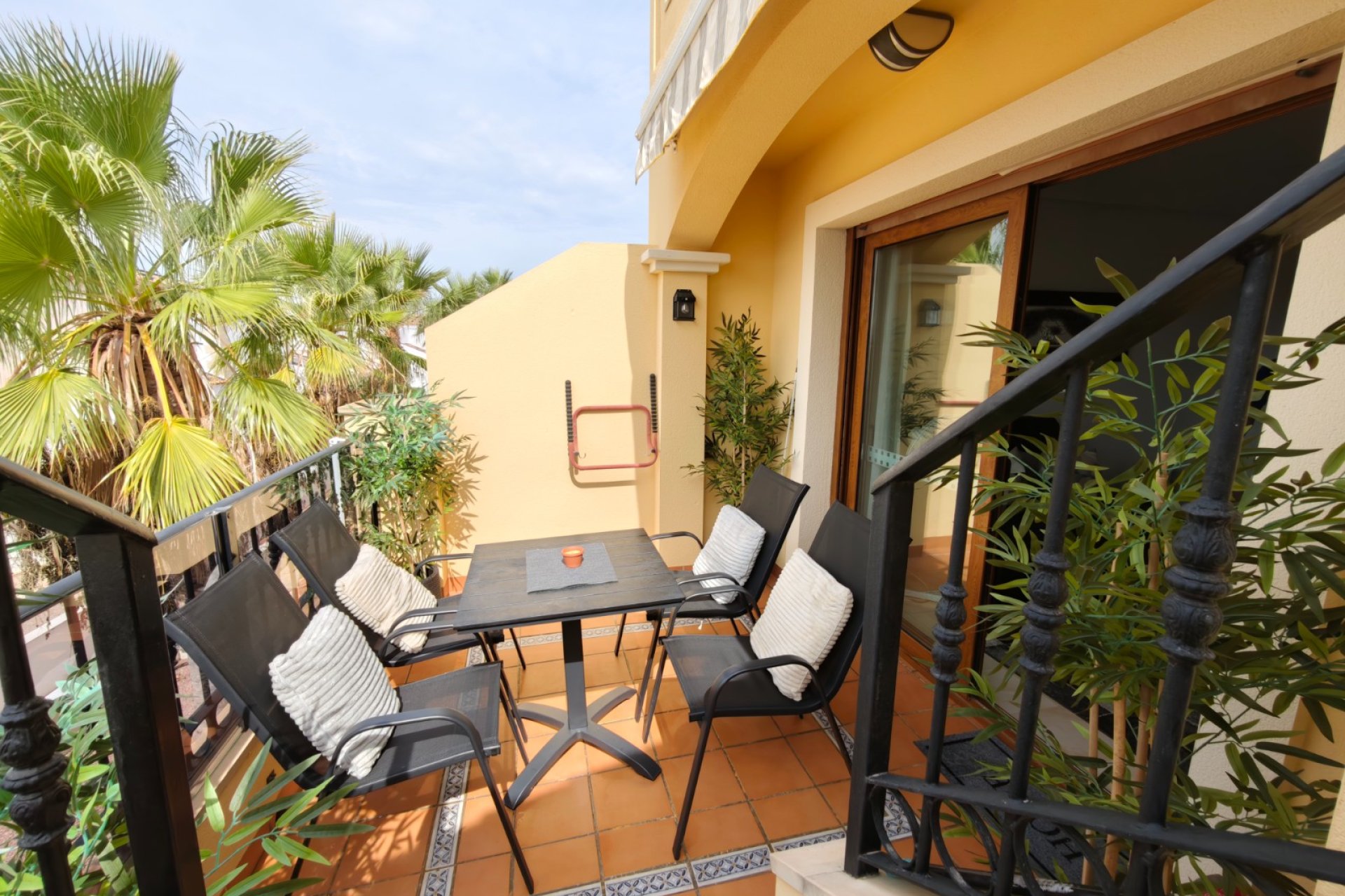 Sale - Apartment - Flat - Algorfa - La Finca Golf Resort