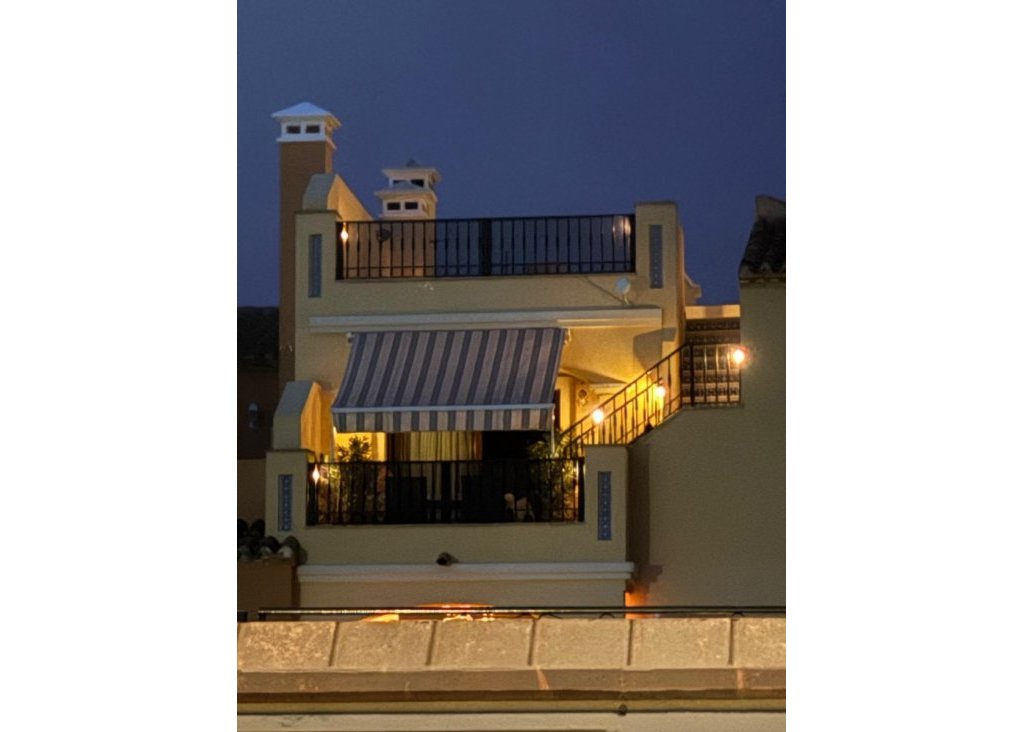 Sale - Apartment - Flat - Algorfa - La Finca Golf Resort