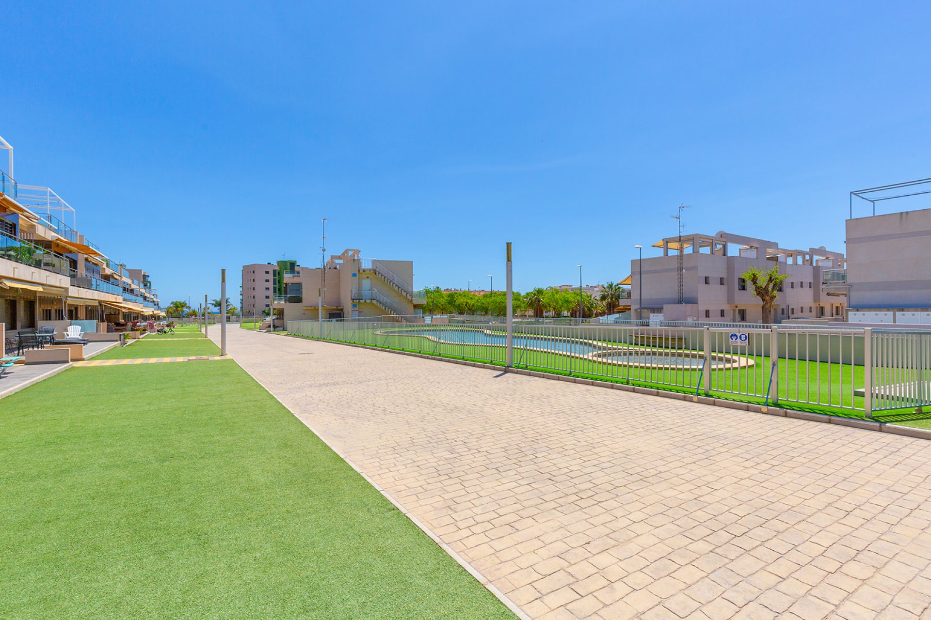 Sale - Apartment - Flat - Pilar de la Horadada - Torre de la Horadada