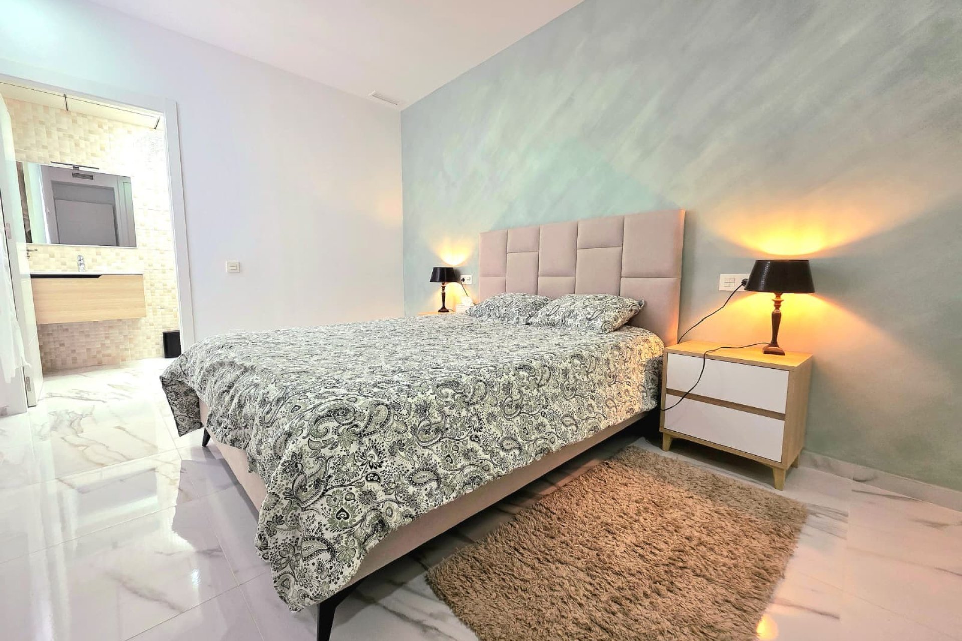 Sale - Apartment - Flat - Torrevieja - Center
