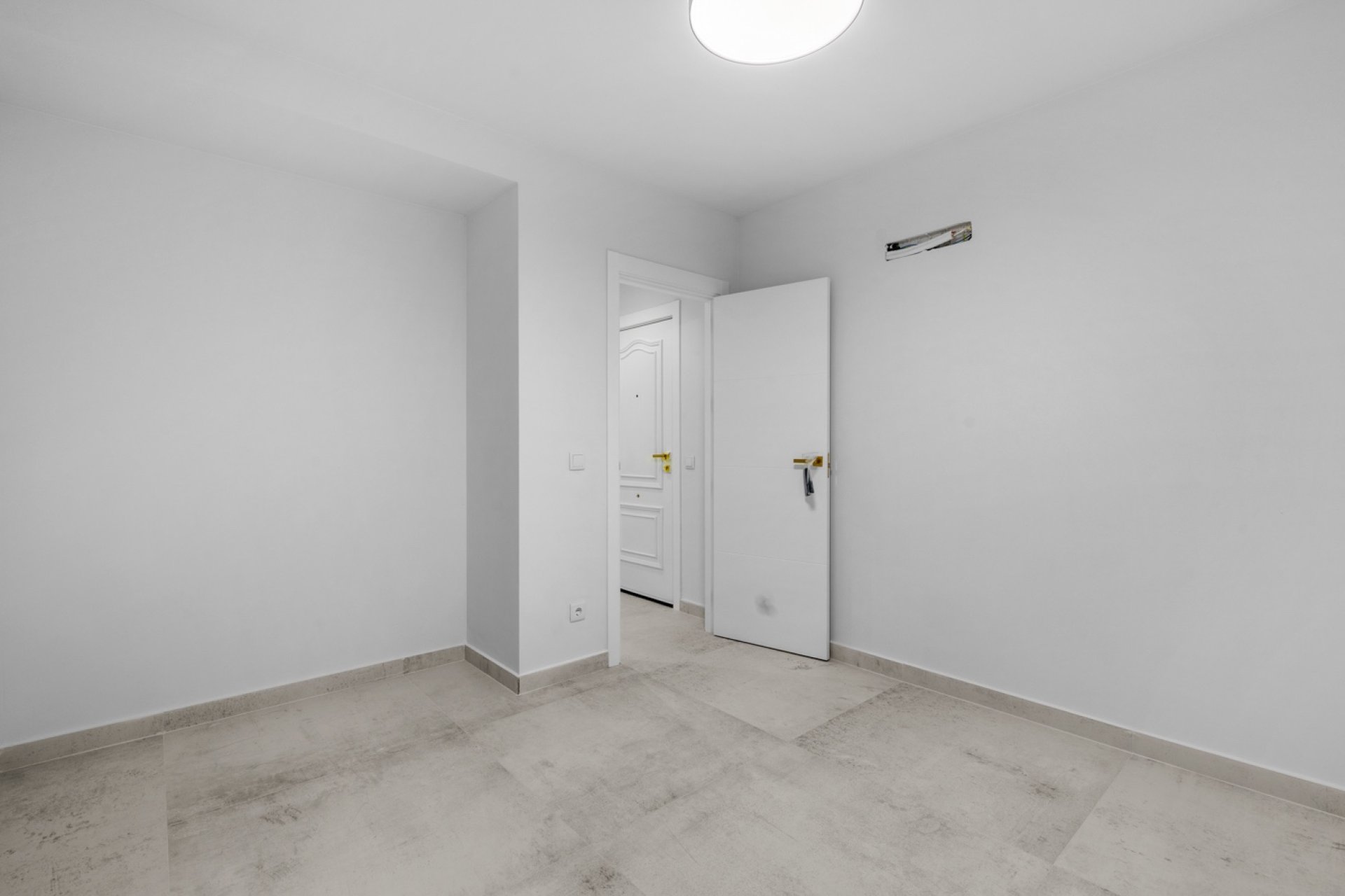 Sale - Apartment - Flat - Torrevieja - Playa del Acequion