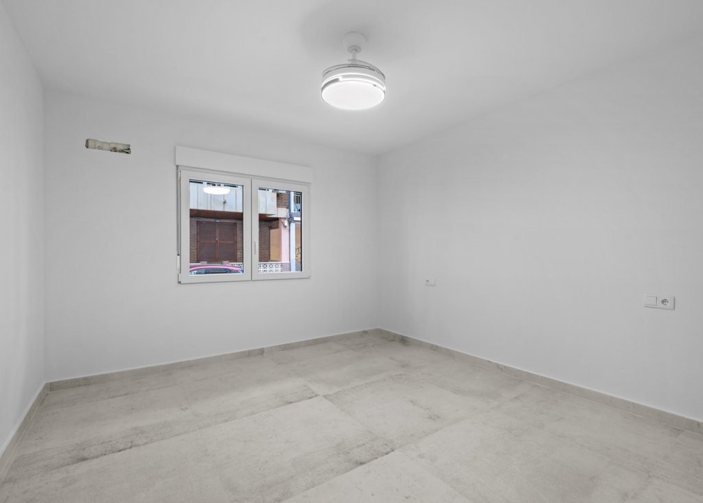 Sale - Apartment - Flat - Torrevieja - Playa del Acequion