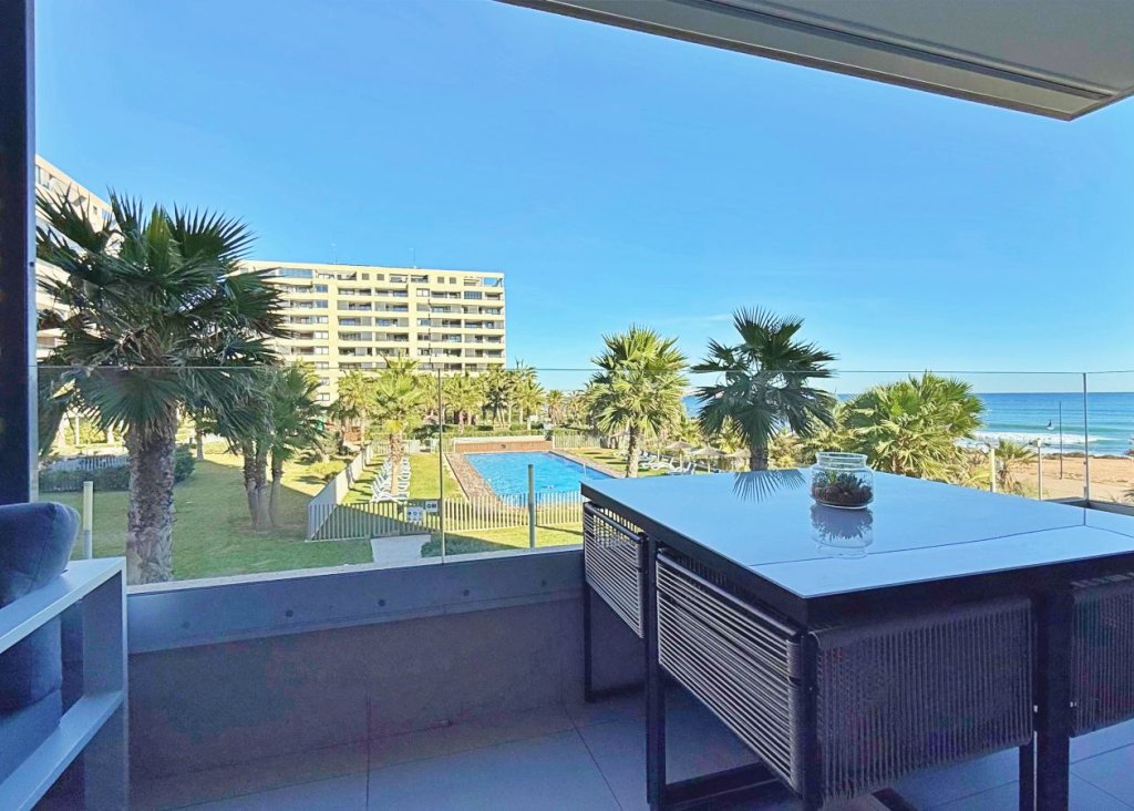 Sale - Apartment - Flat - Torrevieja - Punta Prima