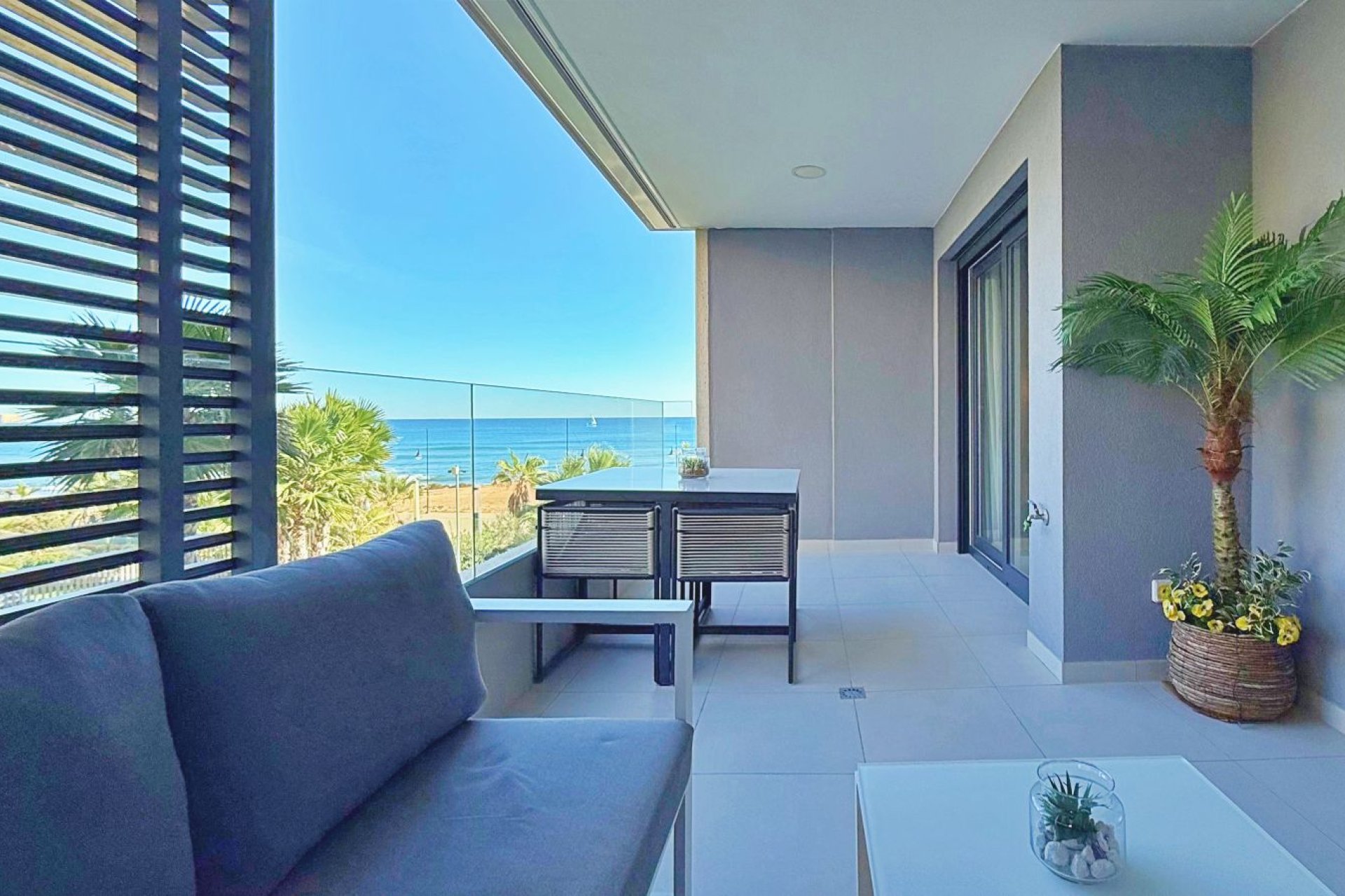 Sale - Apartment - Flat - Torrevieja - Punta Prima