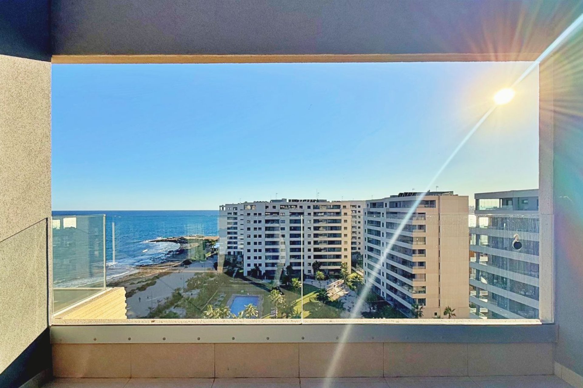 Sale - Apartment - Flat - Torrevieja - Punta Prima