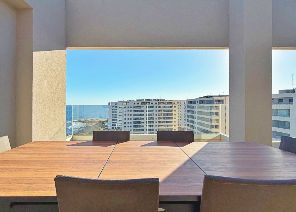 Sale - Apartment - Flat - Torrevieja - Punta Prima
