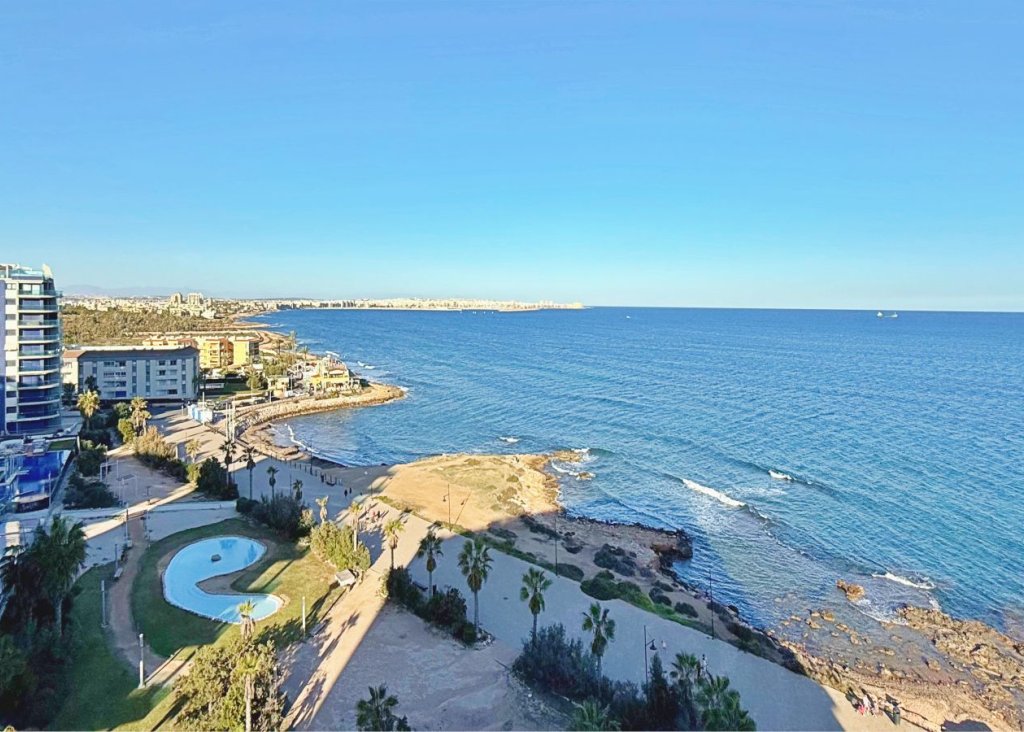 Sale - Apartment - Flat - Torrevieja - Punta Prima