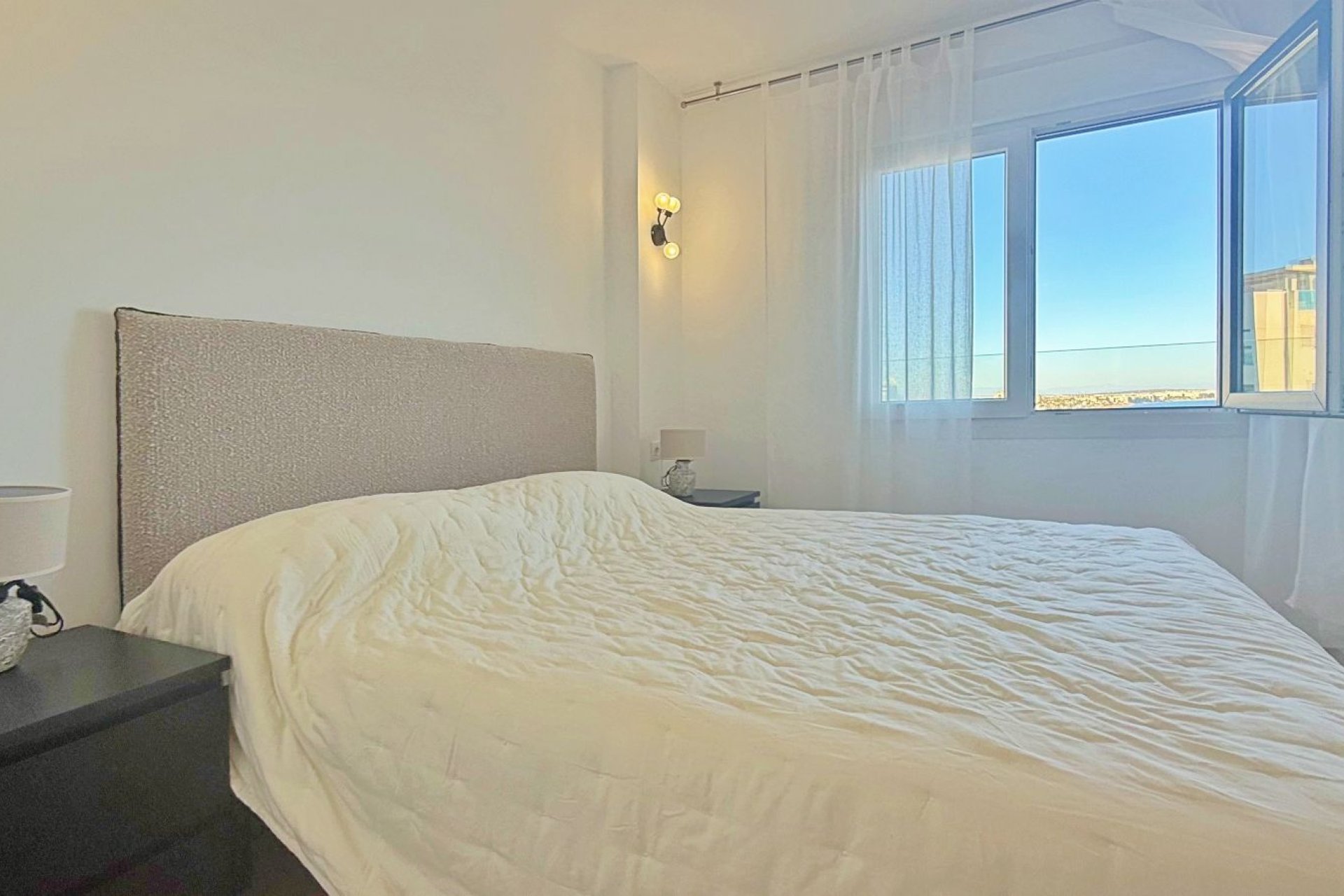 Sale - Apartment - Flat - Torrevieja - Punta Prima