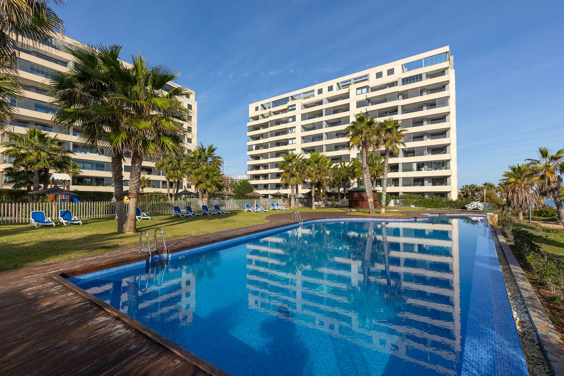 Sale - Apartment - Flat - Torrevieja - Punta Prima