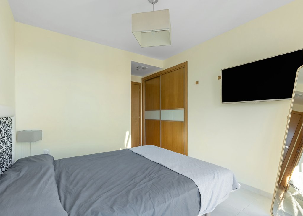 Sale - Apartment - Flat - Torrevieja - Punta Prima