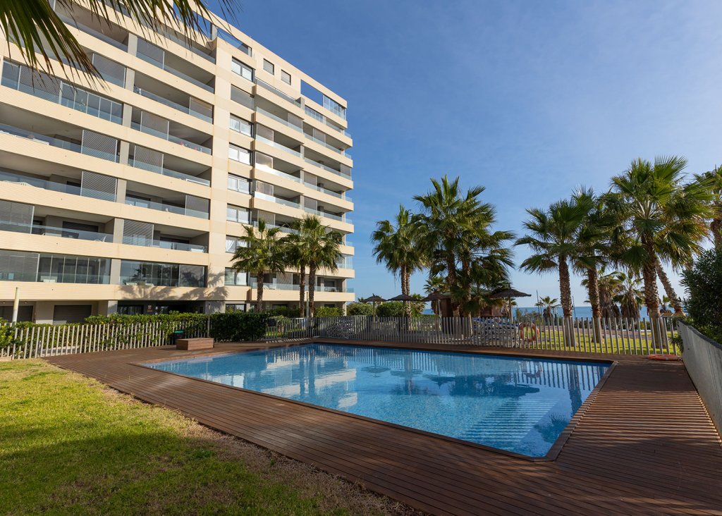 Sale - Apartment - Flat - Torrevieja - Punta Prima