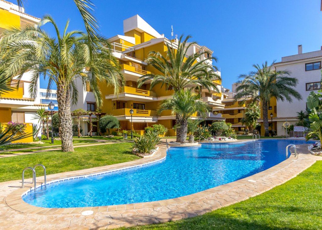 Sale - Apartment - Flat - Torrevieja - Punta Prima