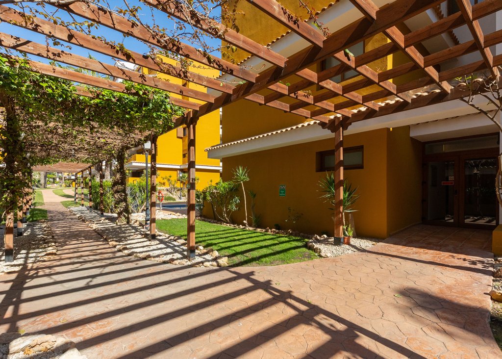 Sale - Apartment - Flat - Torrevieja - Punta Prima