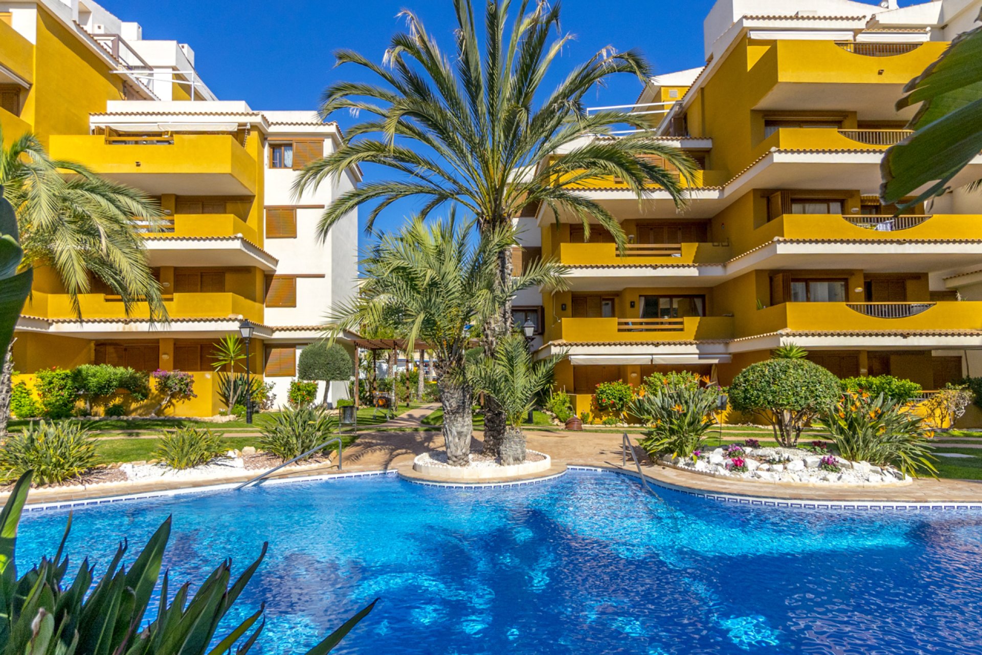 Sale - Apartment - Flat - Torrevieja - Punta Prima